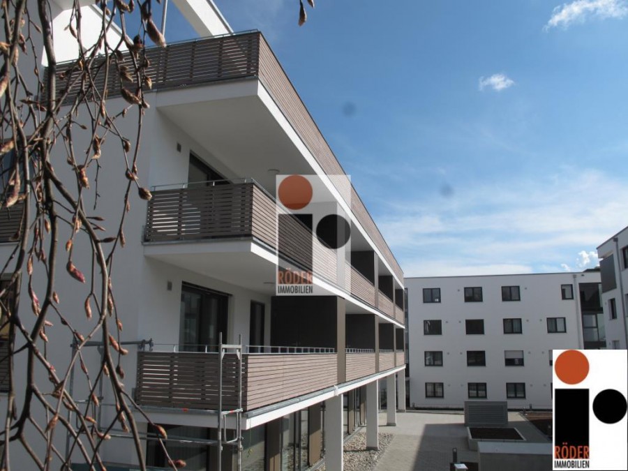 Erstbezug – 2-Zimmerwohnung mit schönem großen Balkon direkt im Zentrum, 88048 Friedrichshafen (Ailingen), Etagenwohnung