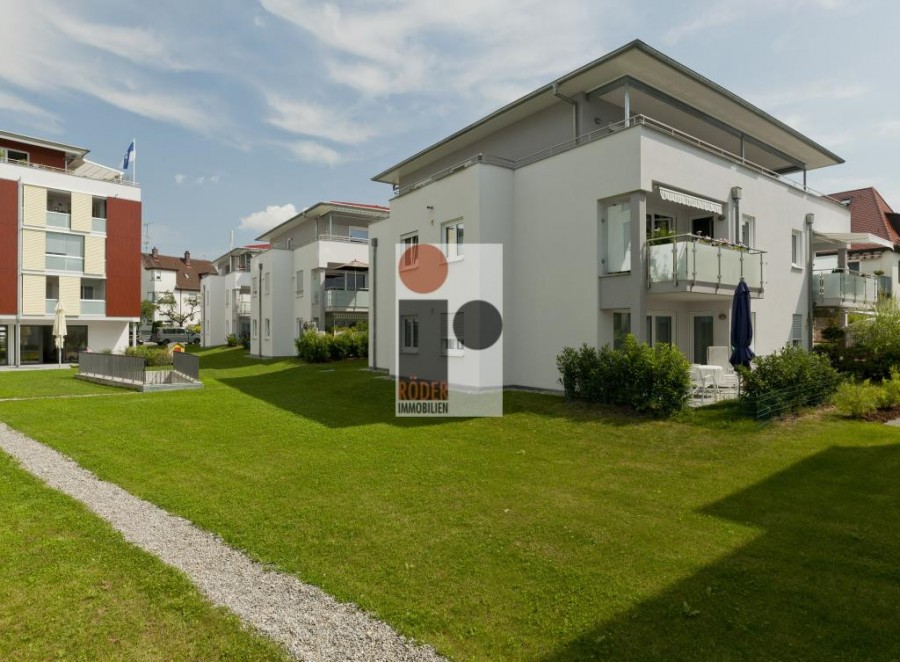Zentrumsnahe, ruhig gelegene 3 Zimmer Erdgeschoßwohnung
in kleinem und modernen 5-Familienhaus, 88214 Ravensburg, Erdgeschosswohnung