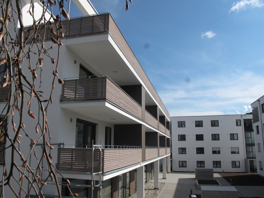 4-Zimmerwohnung mit schönem großen Balkon direkt im Zentrum von Ailingen, 88048 Friedrichshafen (Ailingen), Etagenwohnung