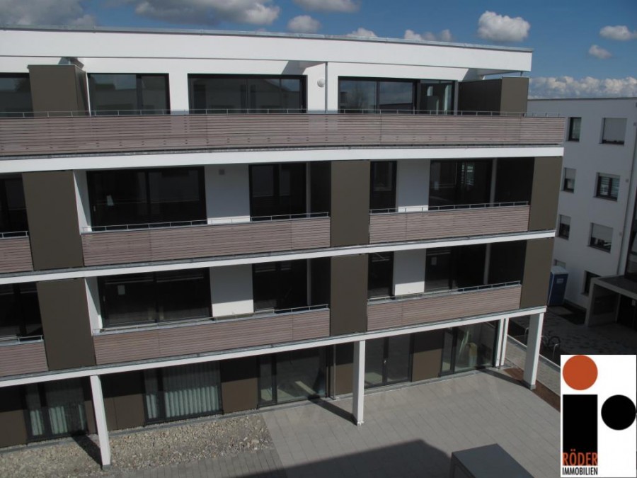 4-Zimmerwohnung mit schönem großen Balkon mitten in Ailingen, 88048 Friedrichshafen (Ailingen), Etagenwohnung