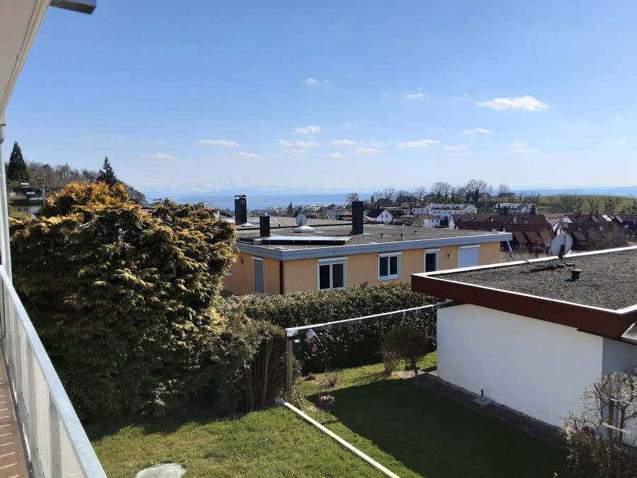 Neuwertige 3-Zimmerwohnung mit tollem Ausblick in ruhiger Lage von Daisendorf am Bodensee, 88718 Daisendorf, Etagenwohnung