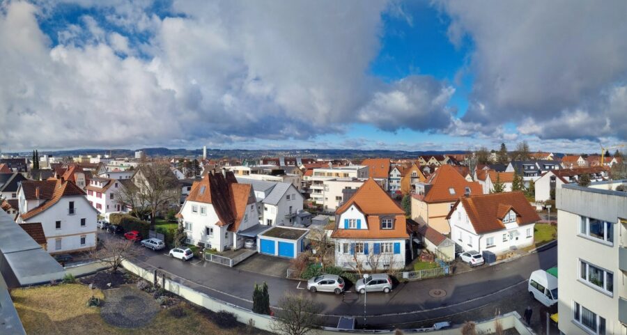 Zentrumsnahe 1-Zimmerwohnung im obersten Stockwerk mit tollem Ausblick, 88250 Weingarten, Etagenwohnung